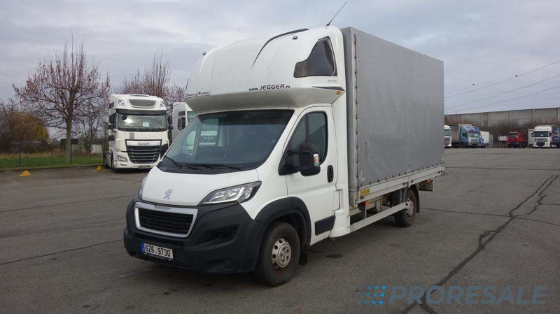 PEUGEOT BOXER HDi 2,0 120 kW valník s plachtou